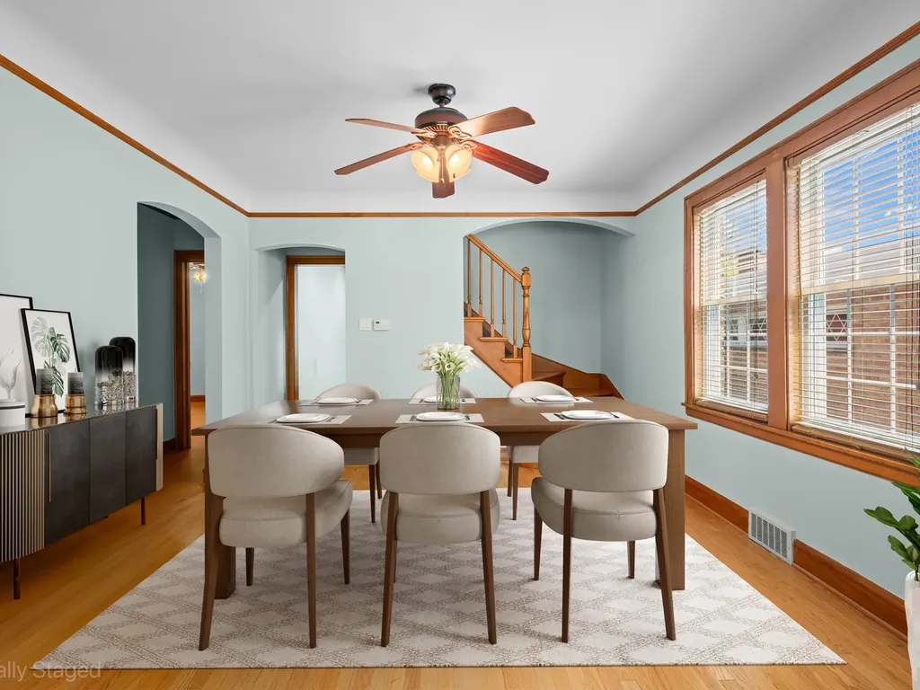 6950 West Barry Avenue Chicago IL 60634