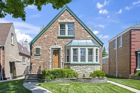 6950 West Barry Avenue Chicago IL 60634