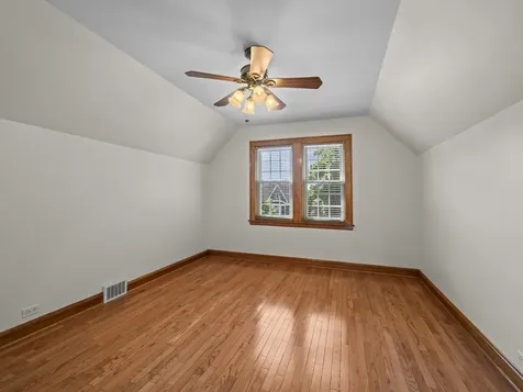 6950 West Barry Avenue Chicago IL 60634