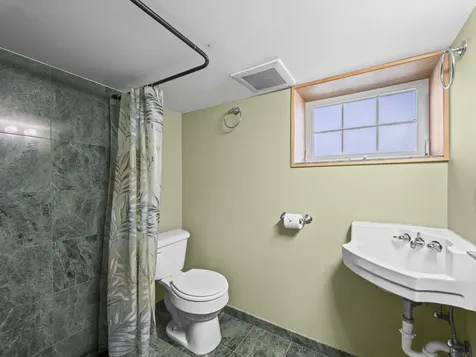 6950 West Barry Avenue Chicago IL 60634
