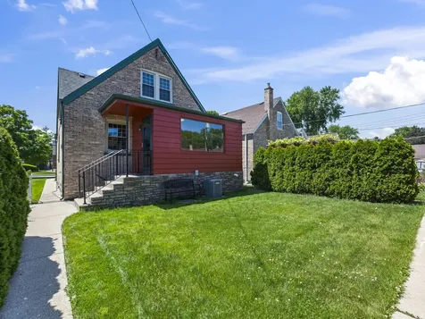 6950 West Barry Avenue Chicago IL 60634