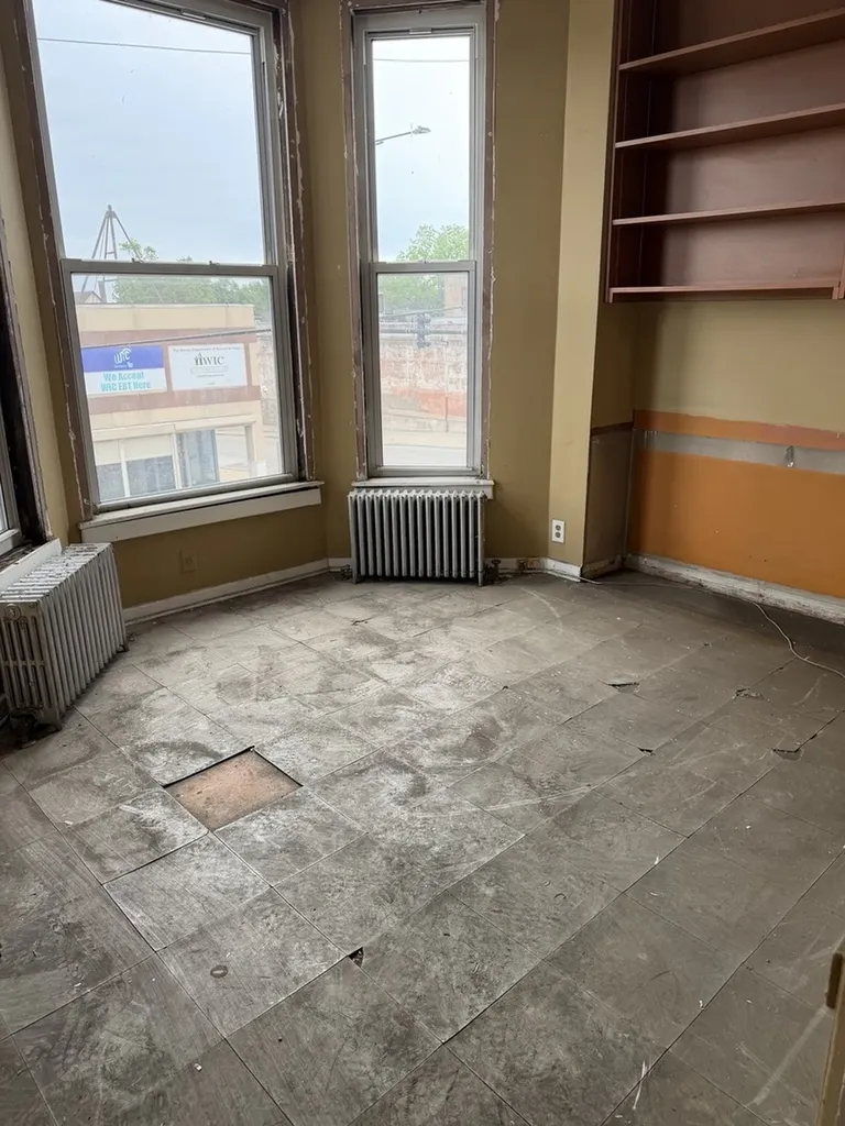 11252 South Michigan Avenue Chicago IL 60628