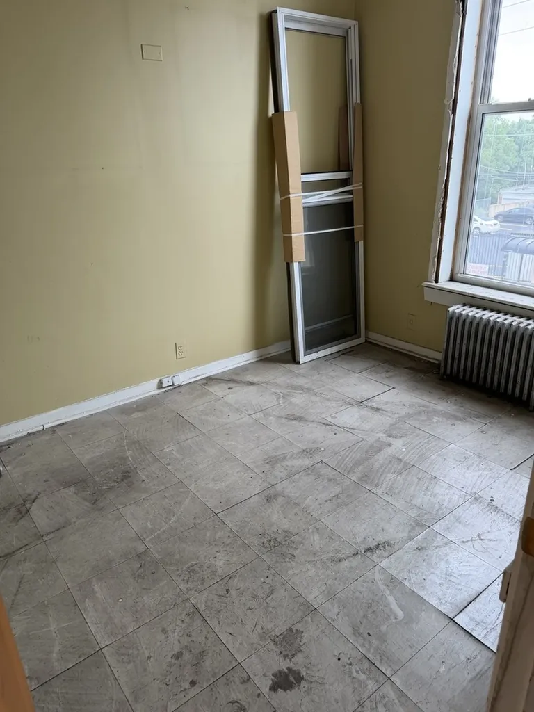 11252 South Michigan Avenue Chicago IL 60628