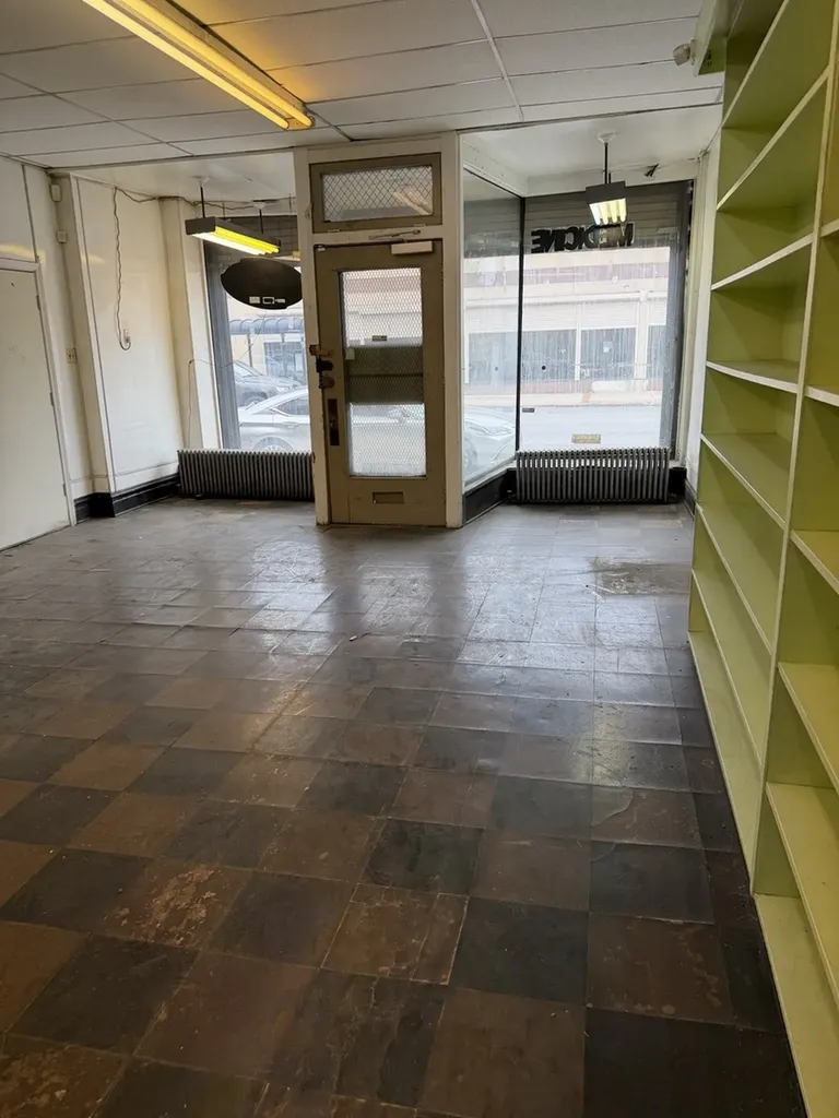 11252 South Michigan Avenue Chicago IL 60628