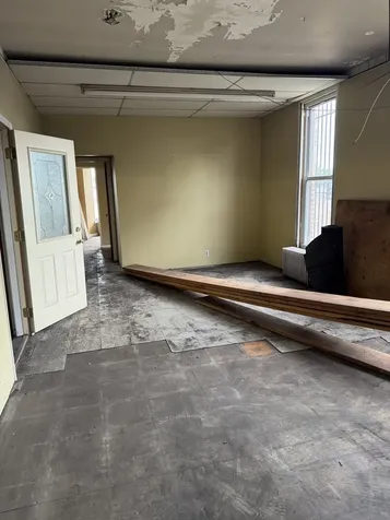 11252 South Michigan Avenue Chicago IL 60628