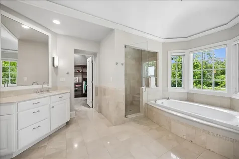 605 Skokie Lane S Glencoe IL 60022