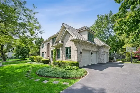 605 Skokie Lane S Glencoe IL 60022
