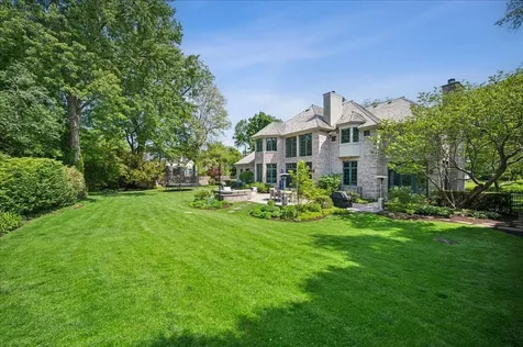 605 Skokie Lane S Glencoe IL 60022
