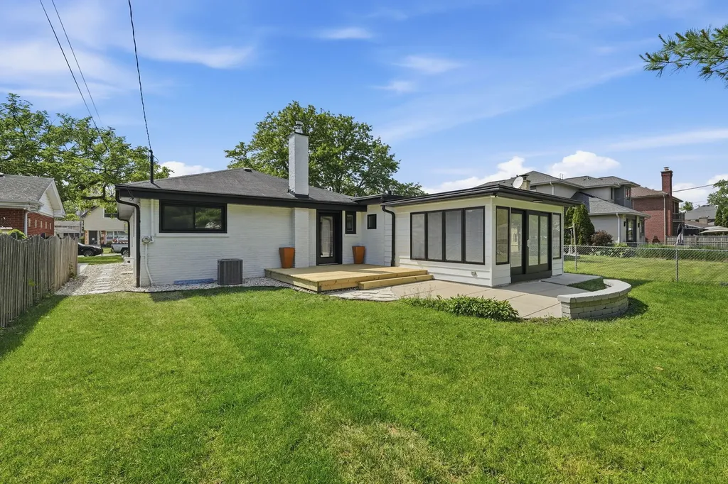 507 North Hamlin Avenue Park Ridge IL 60068
