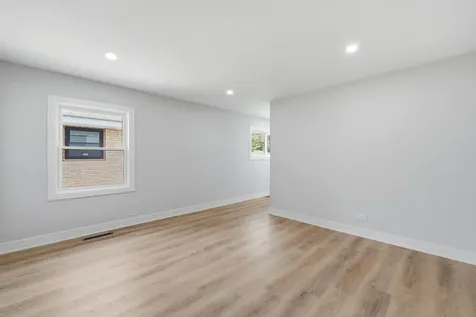 507 North Hamlin Avenue Park Ridge IL 60068