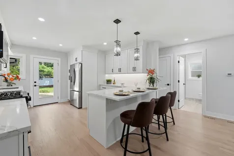 507 North Hamlin Avenue Park Ridge IL 60068