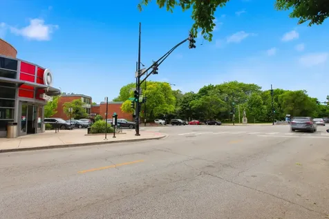 2170 North Lincoln Avenue Chicago IL 60614