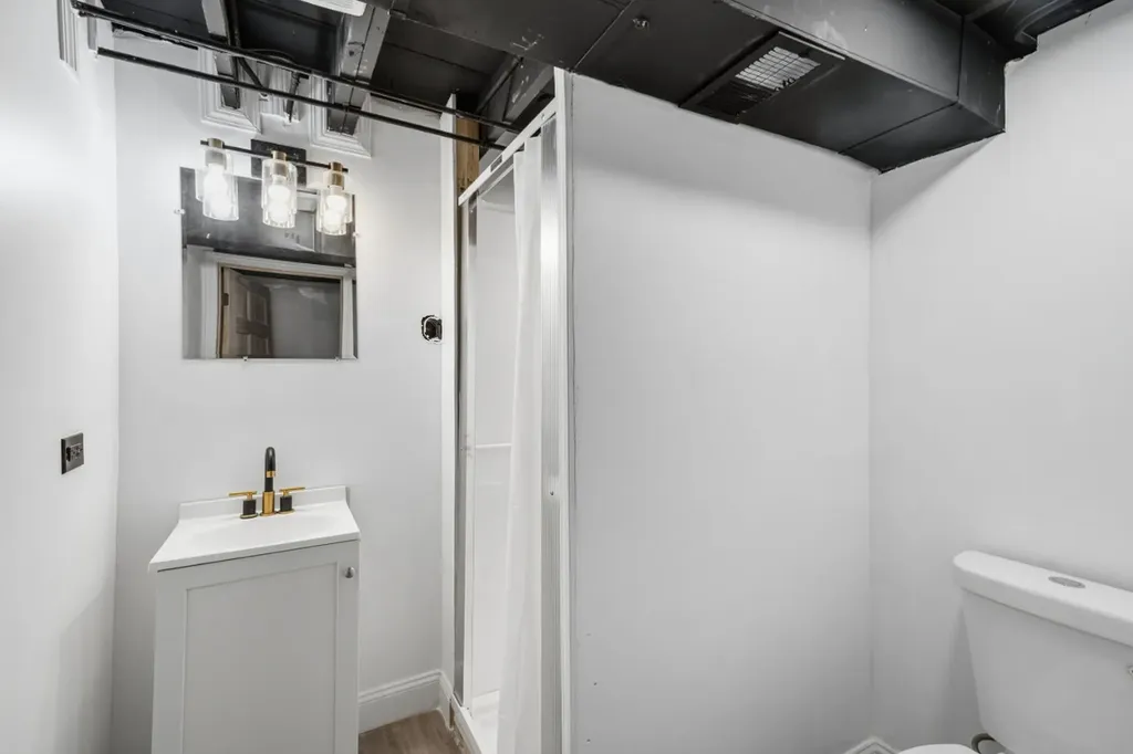 1145 East 90th Street Chicago IL 60619