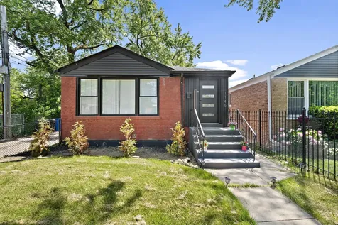 1145 East 90th Street Chicago IL 60619