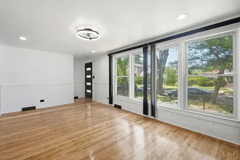1145 East 90th Street Chicago IL 60619
