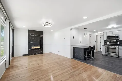 1145 East 90th Street Chicago IL 60619