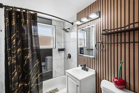 1145 East 90th Street Chicago IL 60619