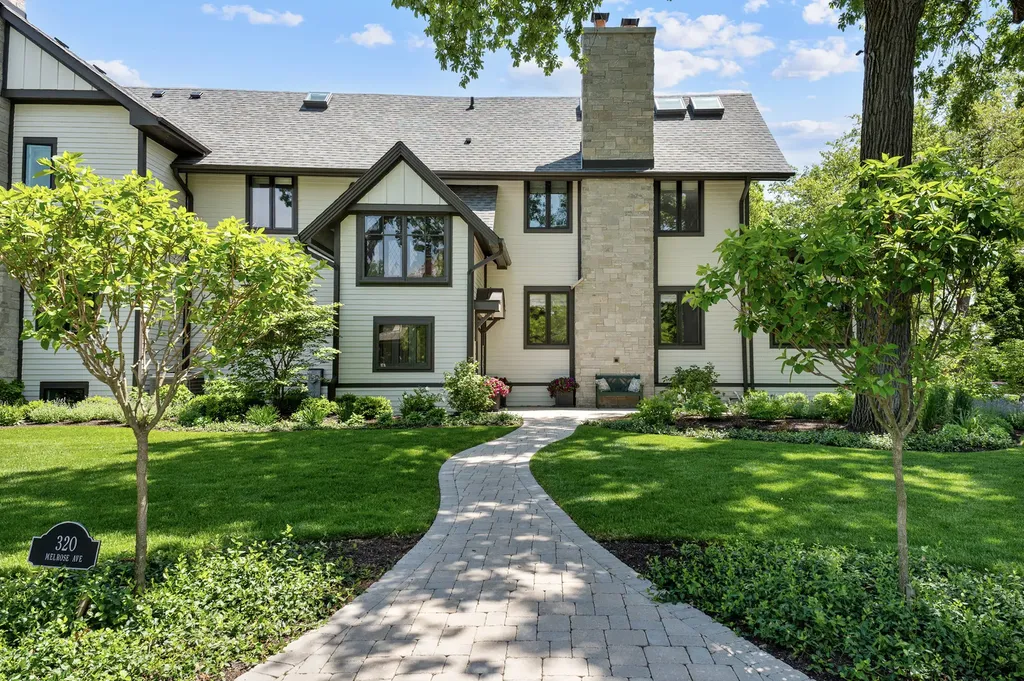 320 Melrose Avenue Kenilworth IL 60043