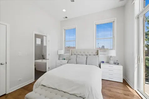 875 North Paulina Street Chicago IL 60622