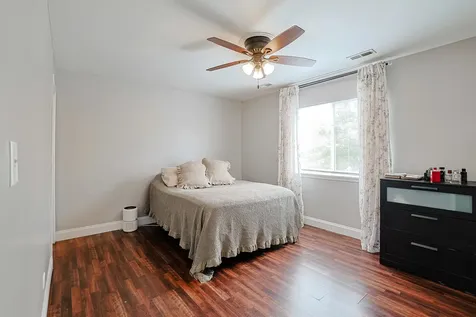 1854 South Fallbrook Drive Round Lake IL 60073