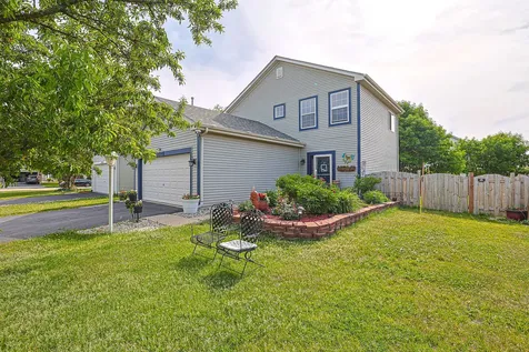 1854 South Fallbrook Drive Round Lake IL 60073