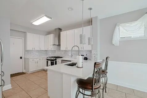 1854 South Fallbrook Drive Round Lake IL 60073