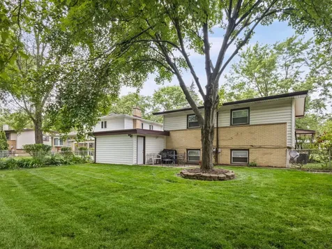 834 North Rainbow Drive Glenwood IL 60425