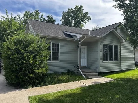 125 West 1st Street Braidwood IL 60408