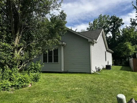 125 West 1st Street Braidwood IL 60408