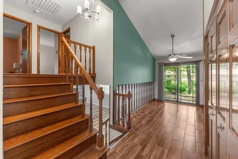 18039 Whitman Lane Lansing IL 60438