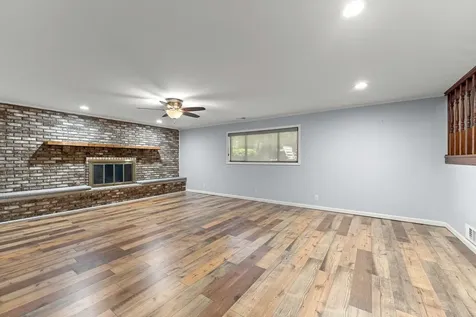18039 Whitman Lane Lansing IL 60438