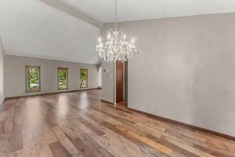 18039 Whitman Lane Lansing IL 60438