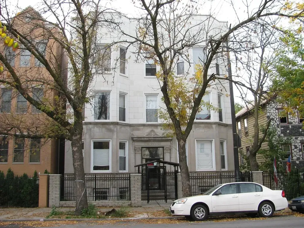2114 North California Avenue Chicago IL 60647