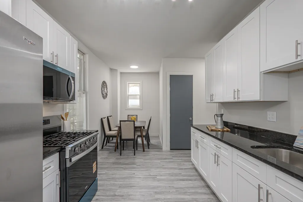 5901 South Indiana Avenue Chicago IL 60637