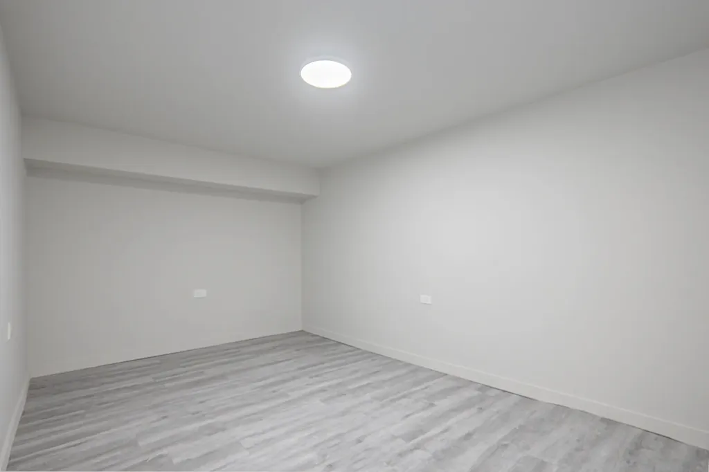 5901 South Indiana Avenue Chicago IL 60637