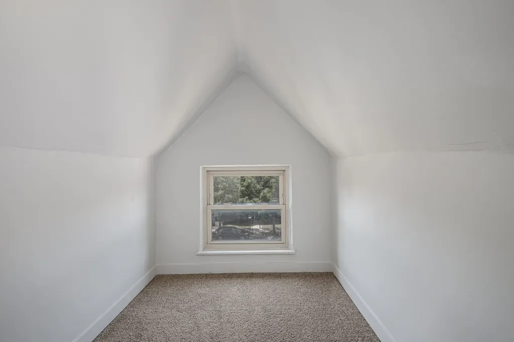 5901 South Indiana Avenue Chicago IL 60637