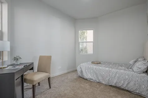 5901 South Indiana Avenue Chicago IL 60637