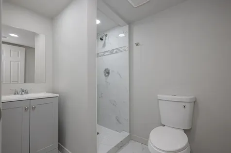 5901 South Indiana Avenue Chicago IL 60637