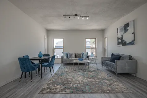 5901 South Indiana Avenue Chicago IL 60637