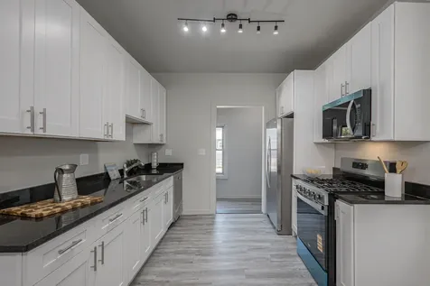 5901 South Indiana Avenue Chicago IL 60637