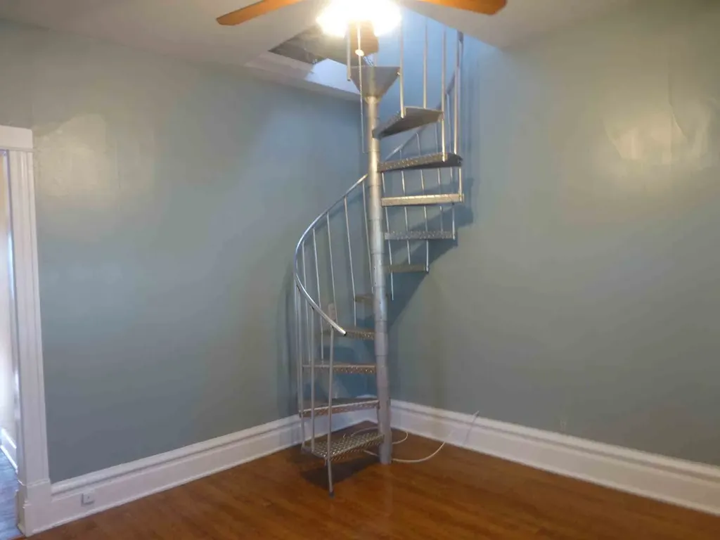2839 North Central Park Avenue Chicago IL 60618