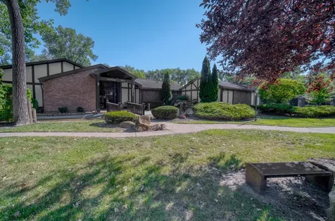 8245 Poplar Lane Palos Hills IL 60465