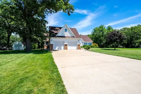 15863 East 2120 North Road Pontiac IL 61764