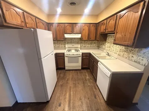 79 Garden Drive Montgomery IL 60538