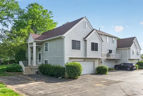352 New Haven Drive Cary IL 60013