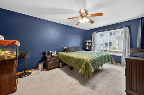 352 New Haven Drive Cary IL 60013