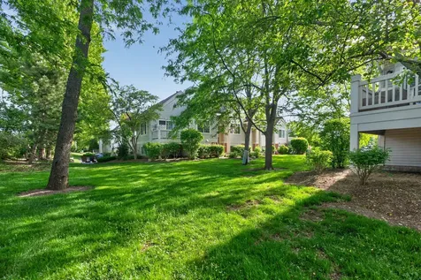 352 New Haven Drive Cary IL 60013