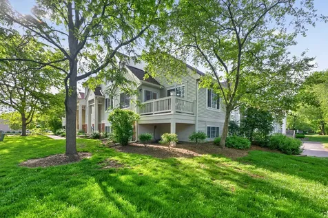 352 New Haven Drive Cary IL 60013