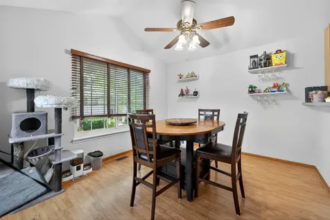 352 New Haven Drive Cary IL 60013