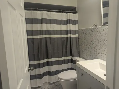 7306 North Winchester Avenue Chicago IL 60626